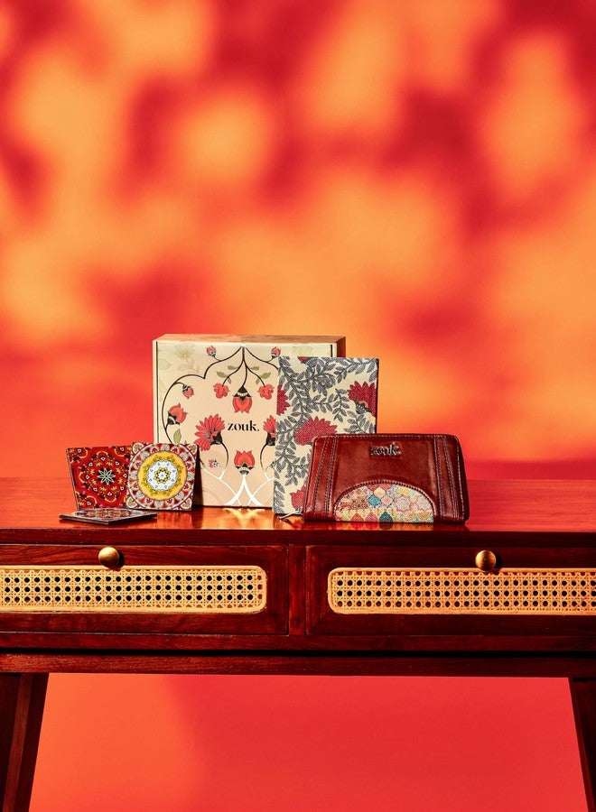 ZOUK صندوق هدايا "نوابي إليجانس" المنسوج | محفظة، قواعد أكواب، مفكرة، وفاصل كتب مستوحاة من فن مادوباني | مجموعة هدايا تراثية فاخرة مناسبة لحفلات الانتقال إلى منزل جديد، وأعياد الميلاد، والهدايا اليومية - Image 2